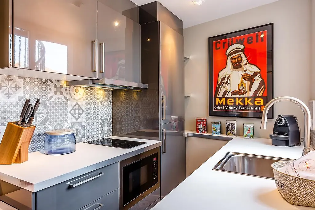 Urban District Apartments-Vintage Suites & Loft Barselona 0*,  İspanya