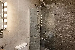 Daire Urban District Apartments-Vintage Suites & Loft Barselona İspanya