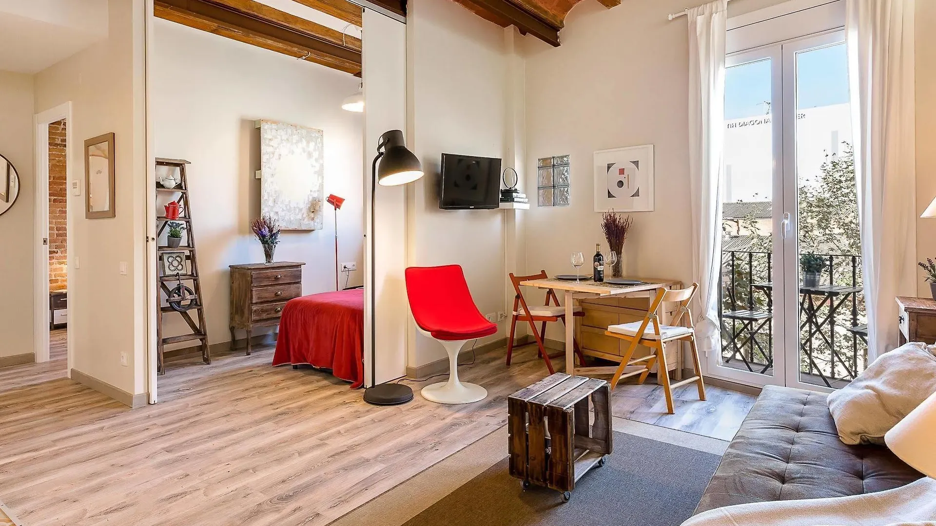 Urban District Apartments-Vintage Suites & Loft Barselona İspanya